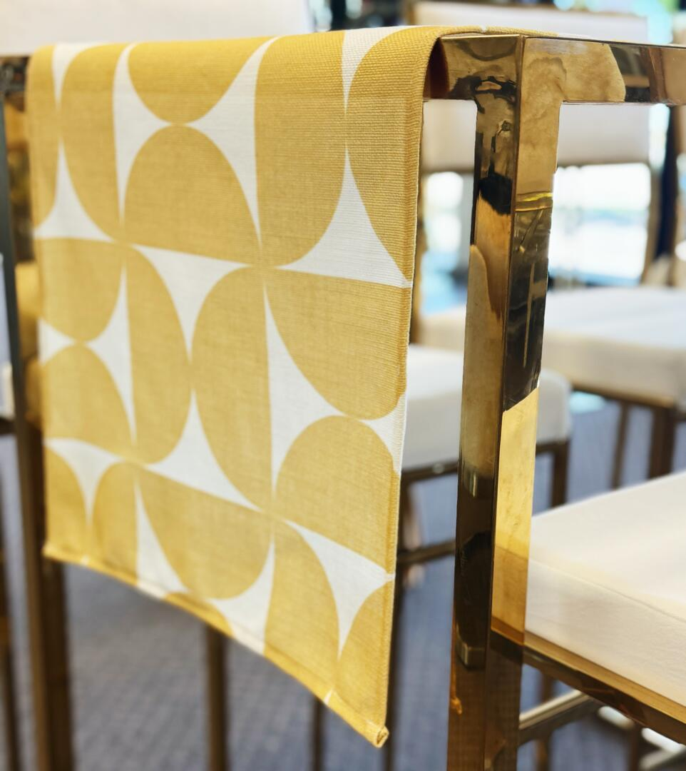 Table Runner Rentals